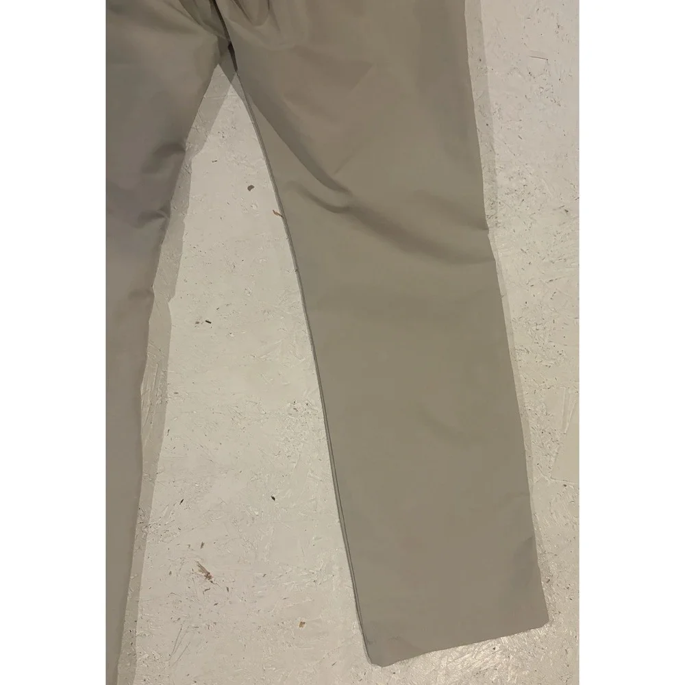 Under Armour Mens Match Play Golf Pants Khaki Tan Straight Leg 34x32 Stretch
